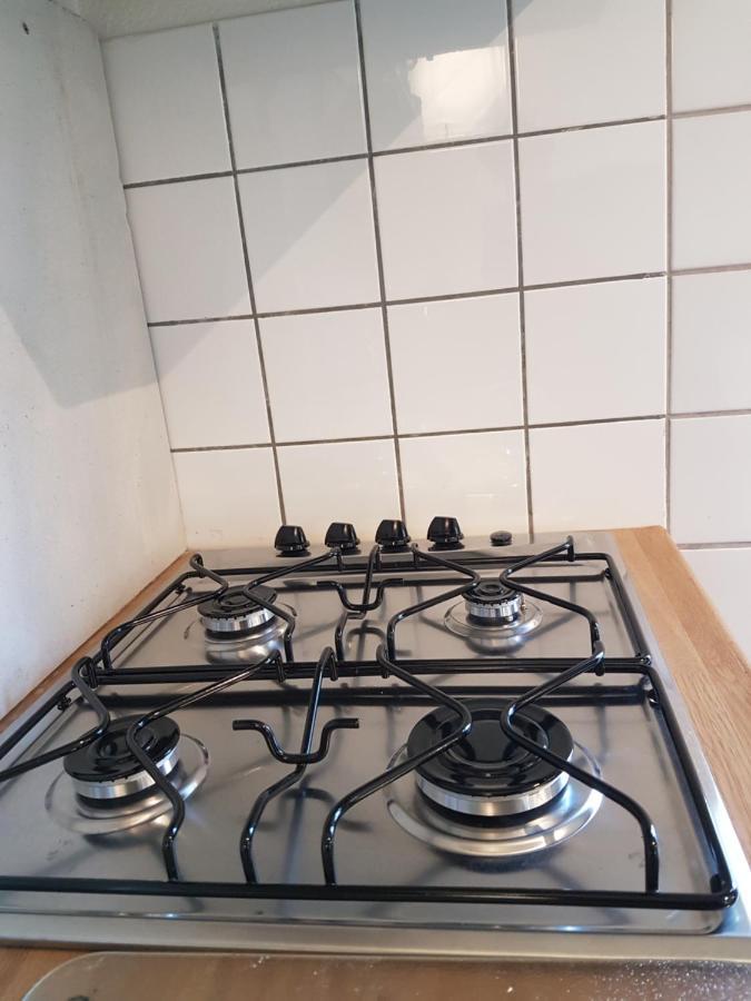 CasitaCuriosa  chalet op camping met buitenzwembad Balen Buitenkant foto