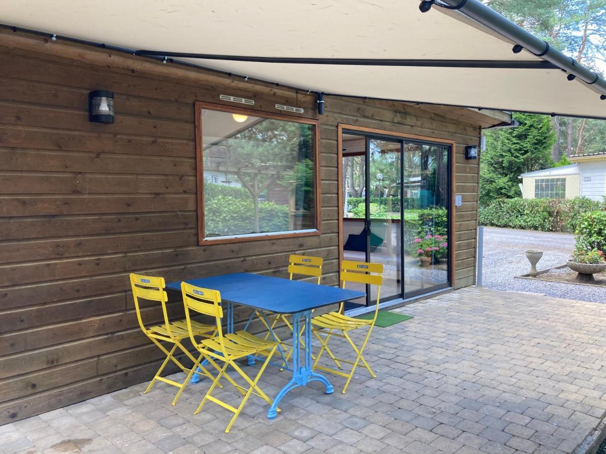 CasitaCuriosa  chalet op camping met buitenzwembad Balen Buitenkant foto