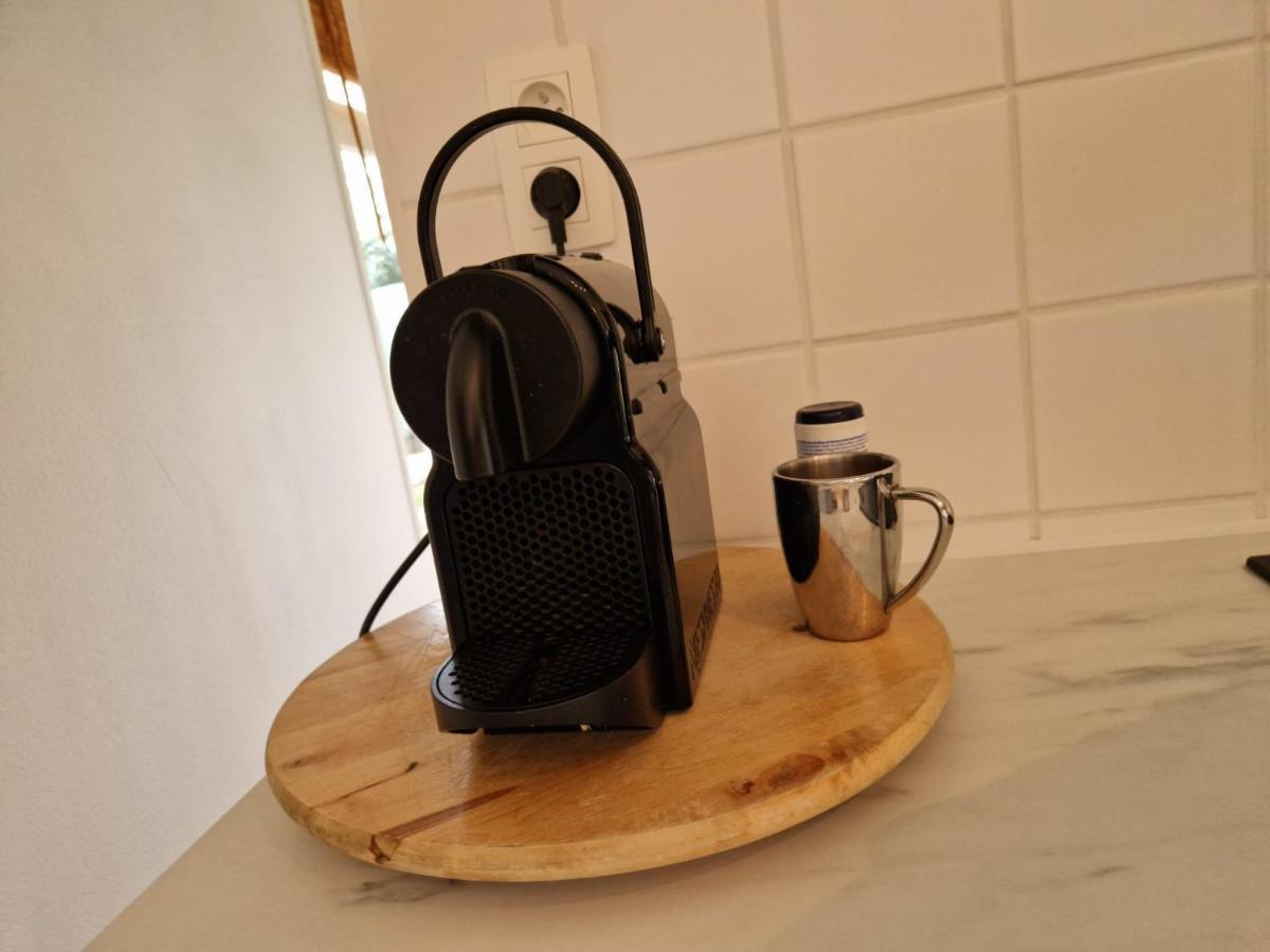 CasitaCuriosa  chalet op camping met buitenzwembad Balen Buitenkant foto