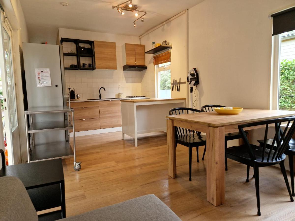 CasitaCuriosa  chalet op camping met buitenzwembad Balen Buitenkant foto