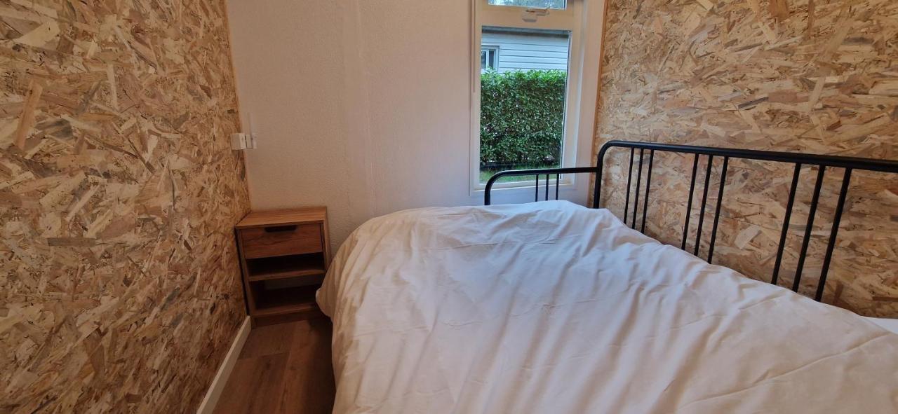 CasitaCuriosa  chalet op camping met buitenzwembad Balen Buitenkant foto